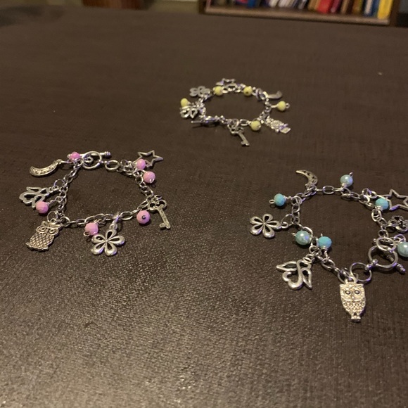 Charm bracelets - Picture 2 of 3